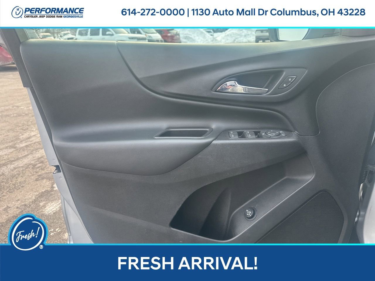 Used 2018 Chevrolet Equinox LT image 12