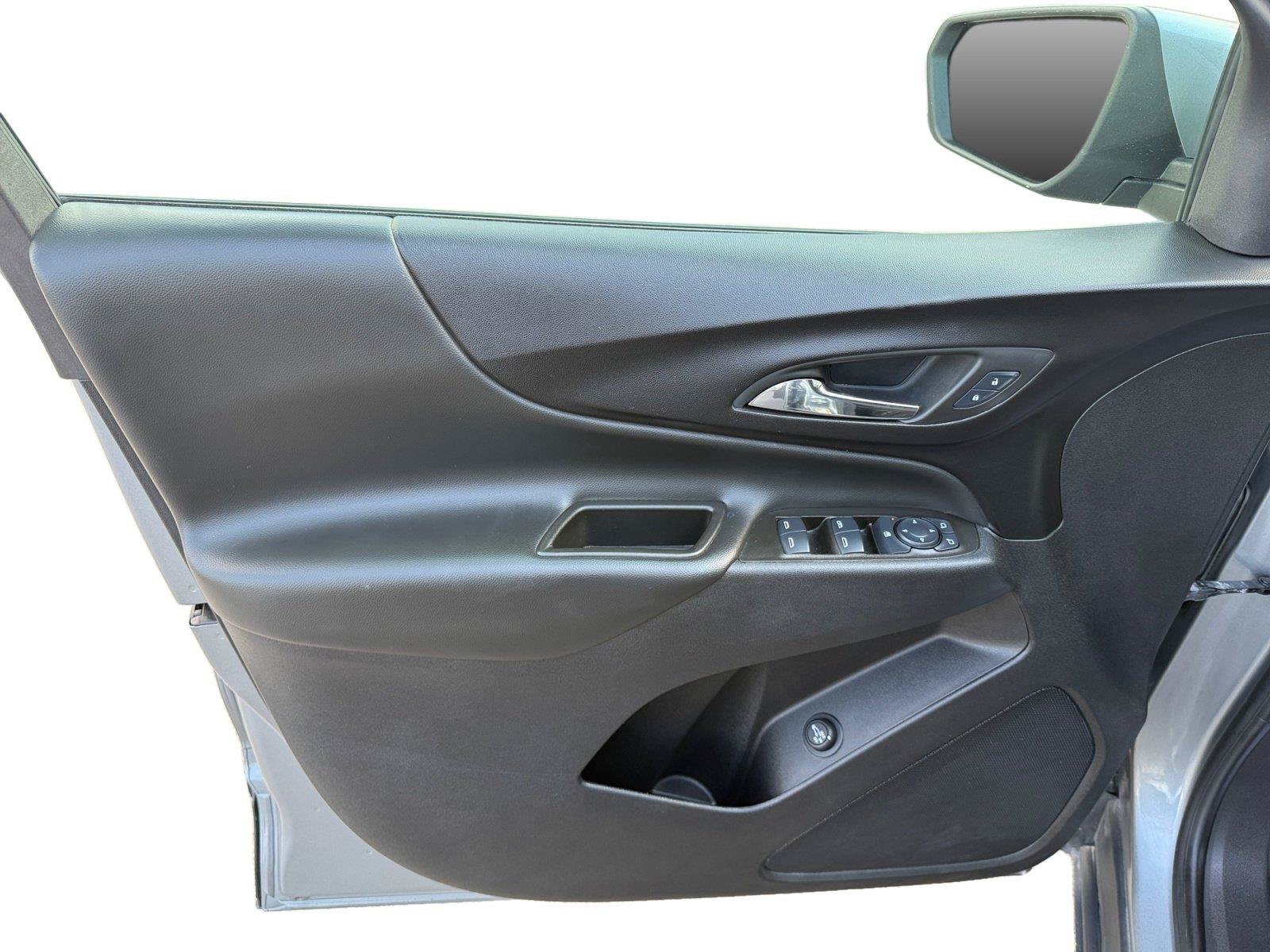 Used 2024 Chevrolet Equinox LT AWD/4WD image 9