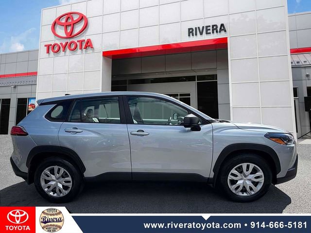 Used 2023 Toyota Corolla Cross L image 4