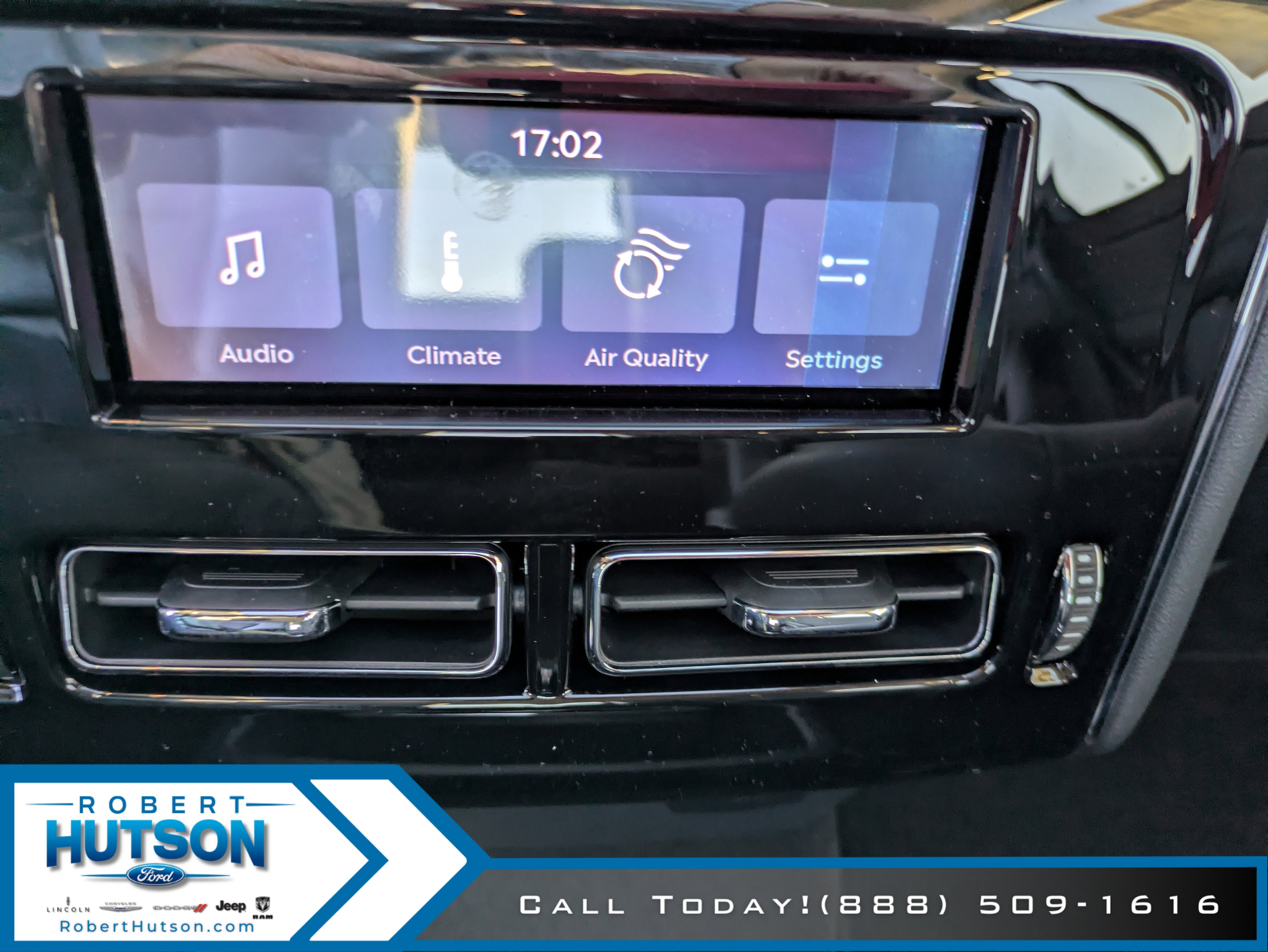 New 2026 Lincoln Aviator Premiere image 16