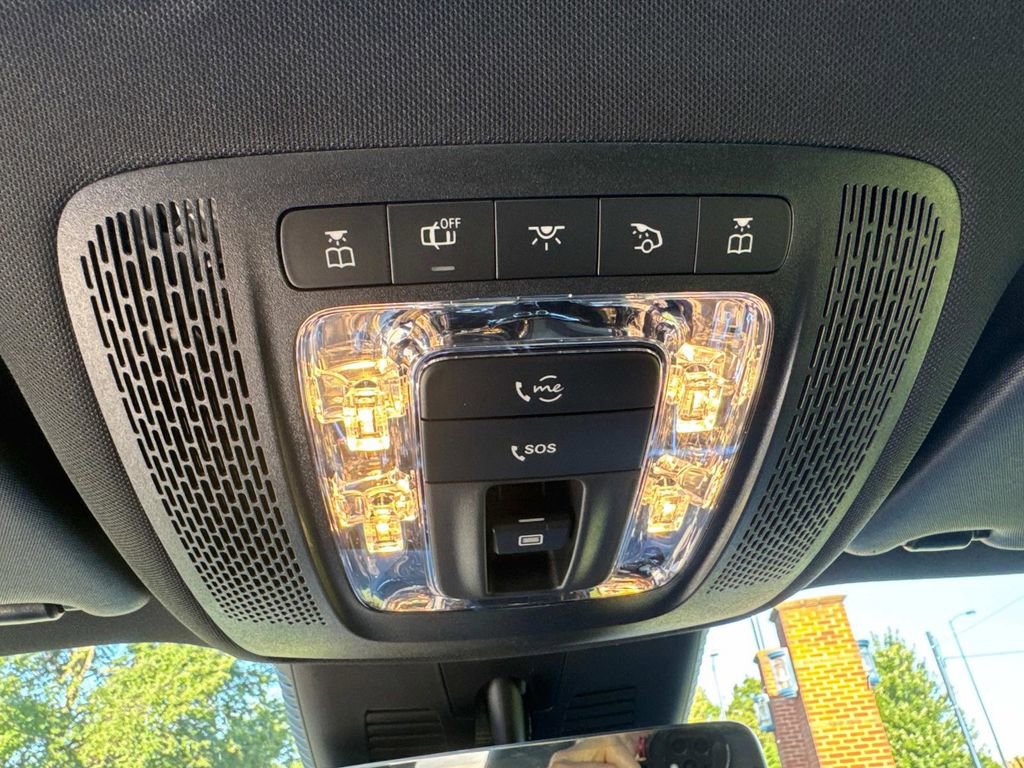 Certified 2025 Mercedes-Benz EQB 300 4MATIC image 19