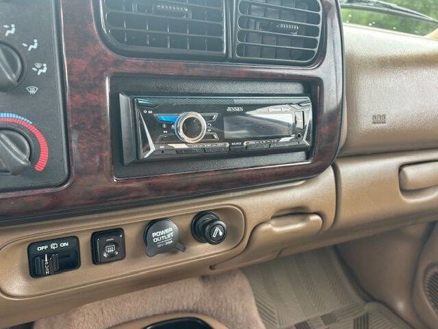 Used 2000 Dodge Durango 4WD image 6