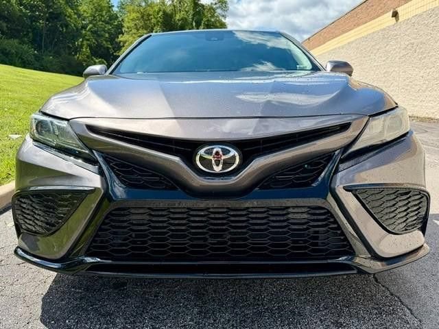Certified 2021 Toyota Camry SE FWD image 4