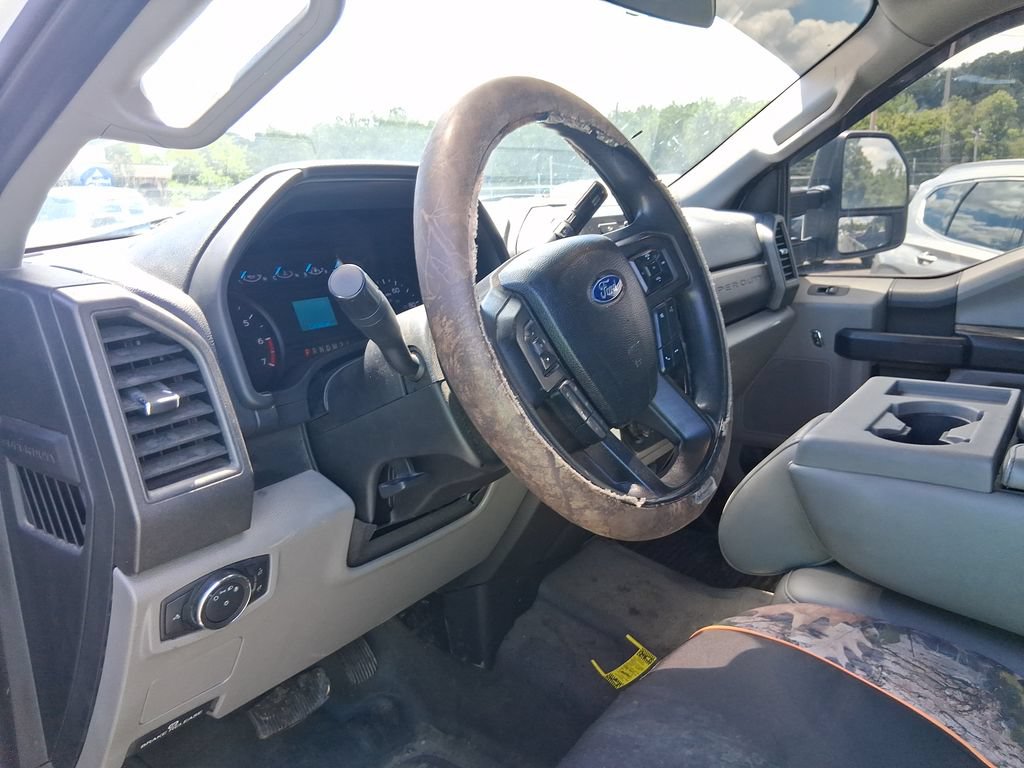 Used 2020 Ford F250 XL w/ Power Equipment Group AWD/4WD image 6