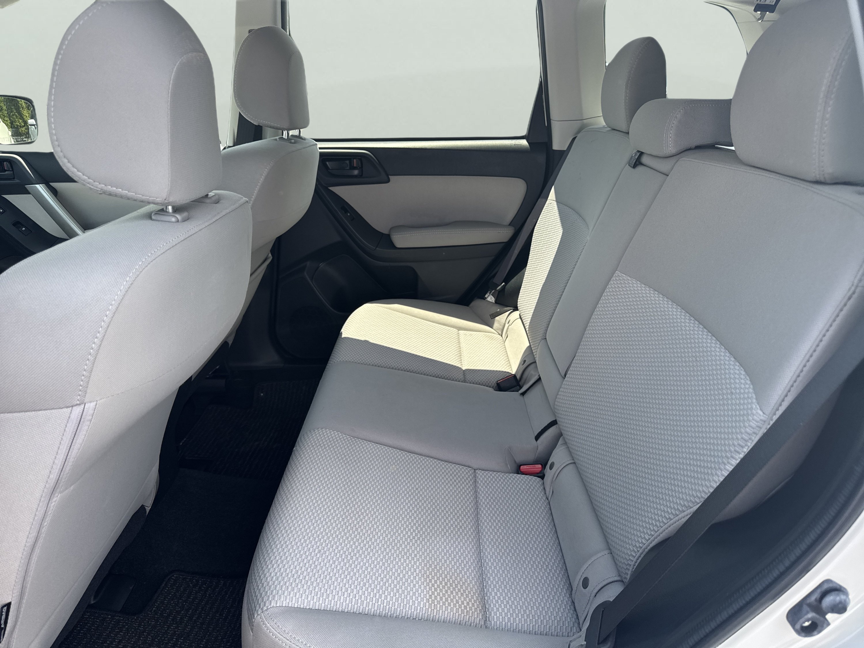 Used 2016 Subaru Forester 2.5i Premium w/ All-Weather Package AWD/4WD image 20