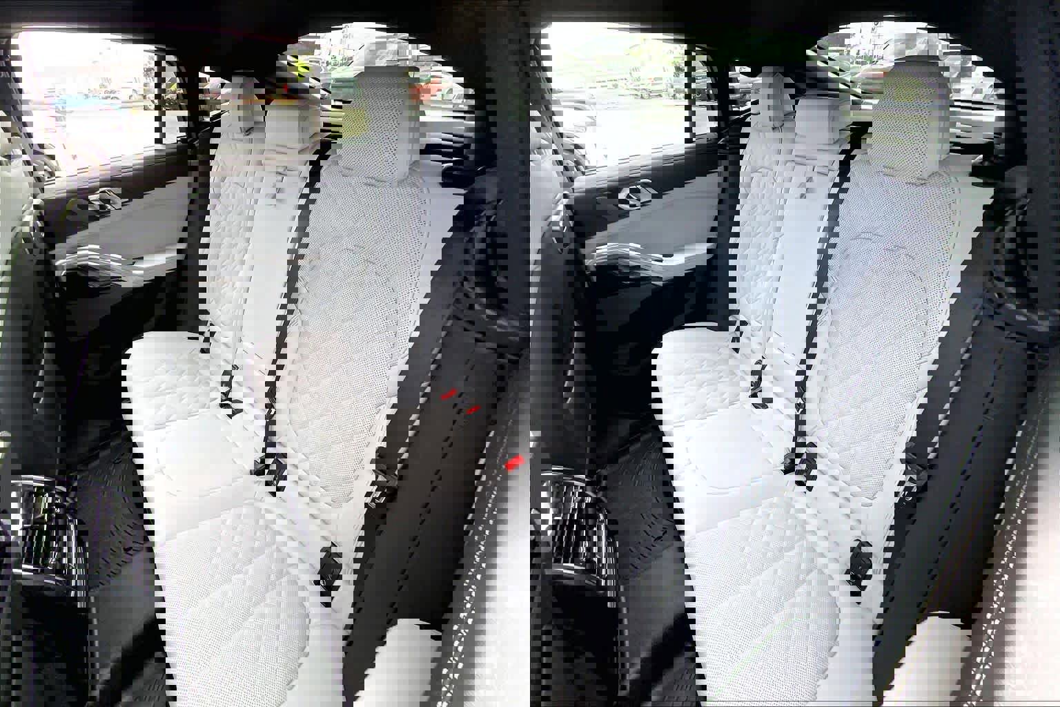 Certified 2024 BMW X6 xDrive40i w/ Premium Package image 20