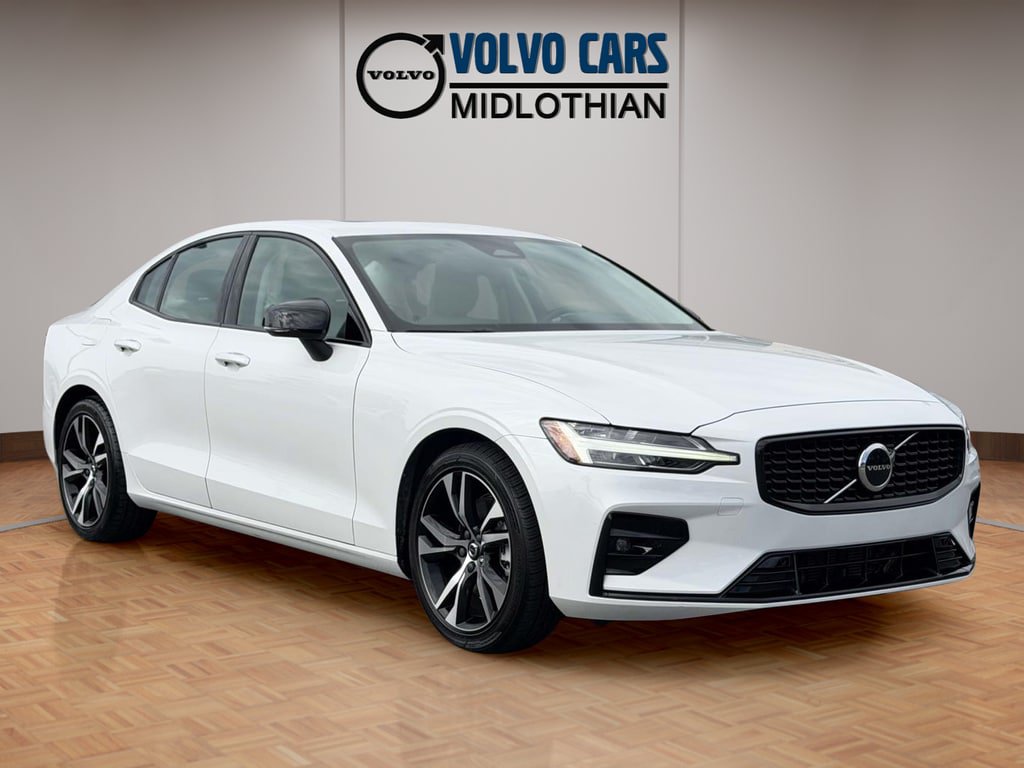Used 2024 Volvo S60 B5 Core FWD image 1