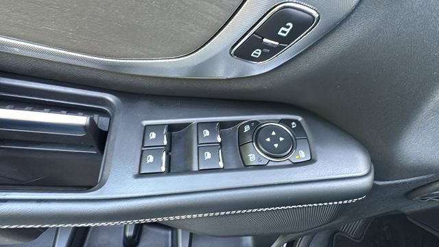Used 2025 Ford Expedition Platinum AWD/4WD image 13