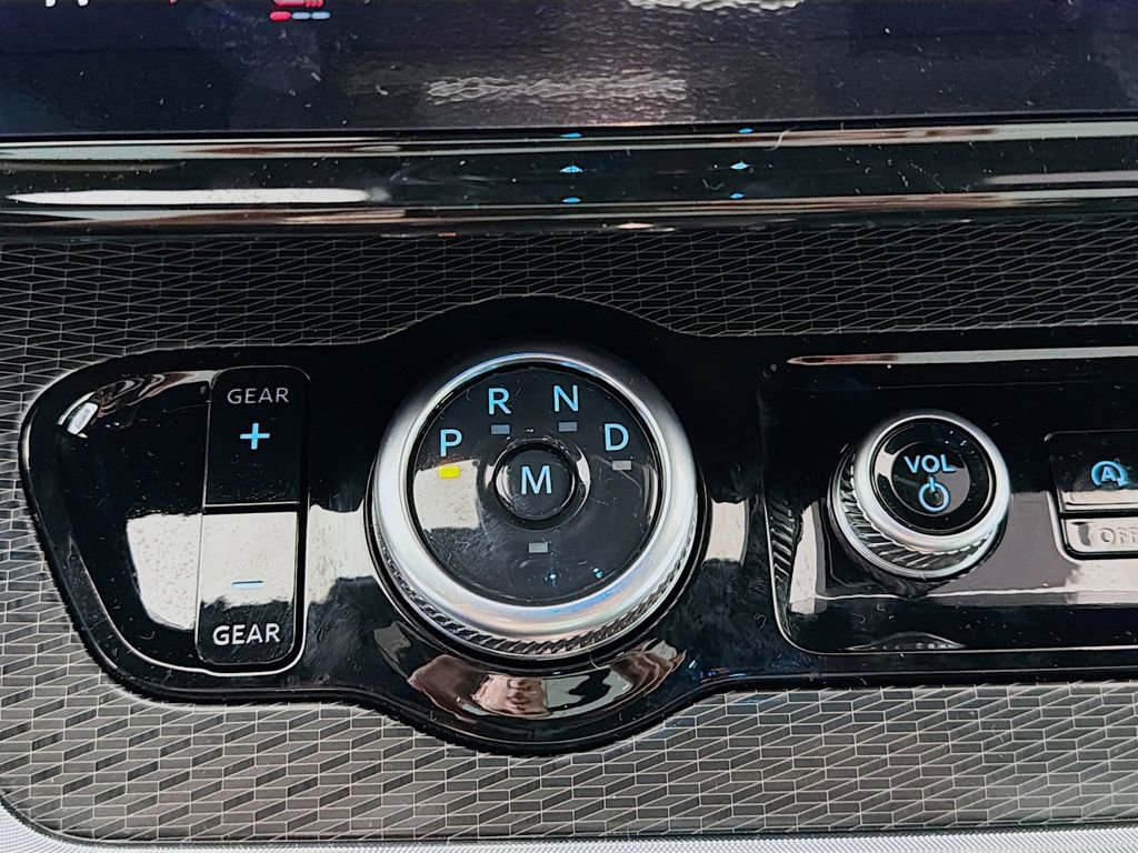 New 2025 Ford Expedition Max Platinum w/ Stealth Performance Package image 41