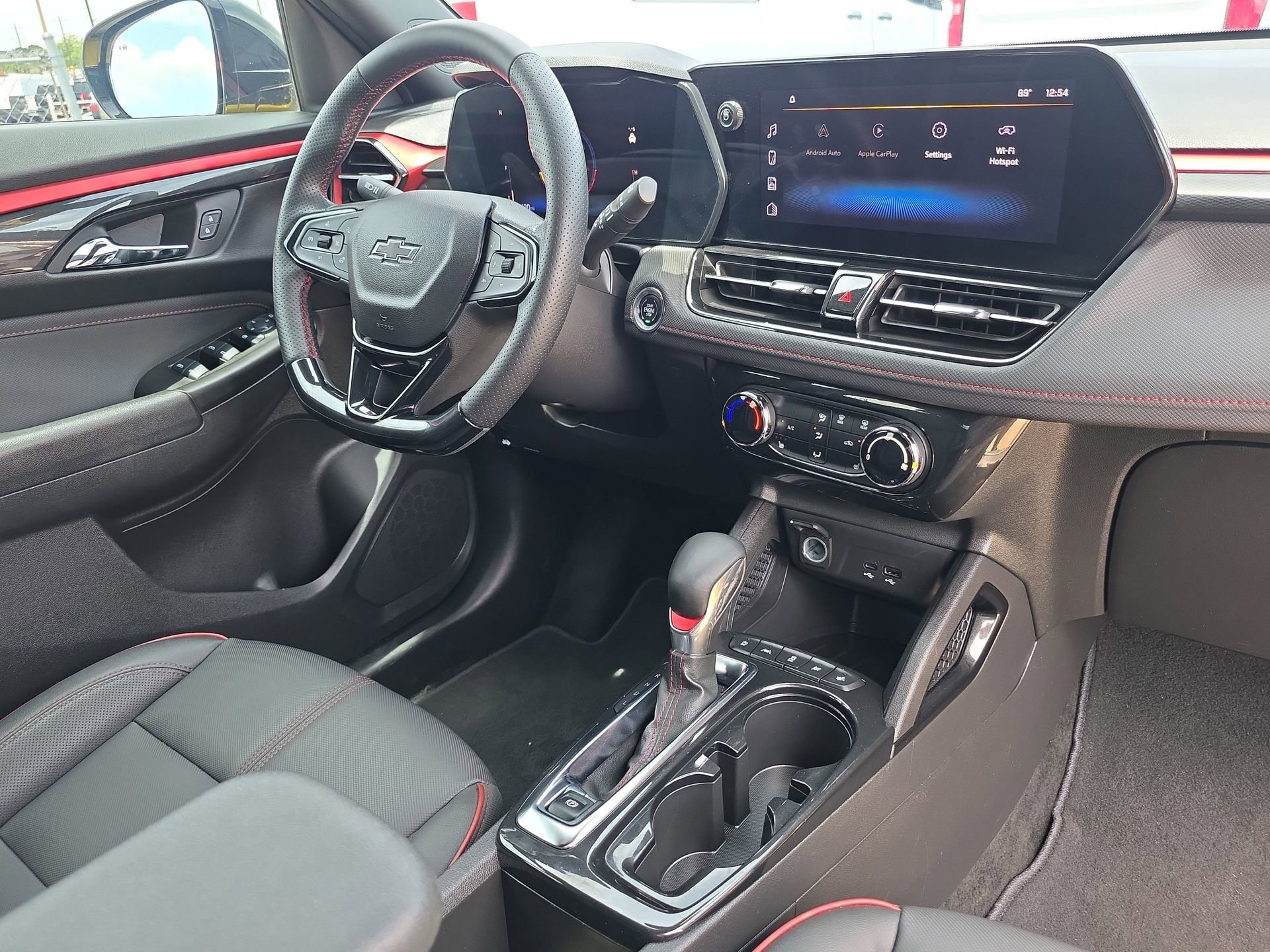 Used 2025 Chevrolet TrailBlazer RS w/ Driver Confidence Package FWD image 16