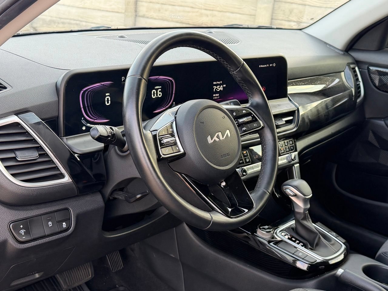 Used 2025 Kia Seltos S FWD image 13