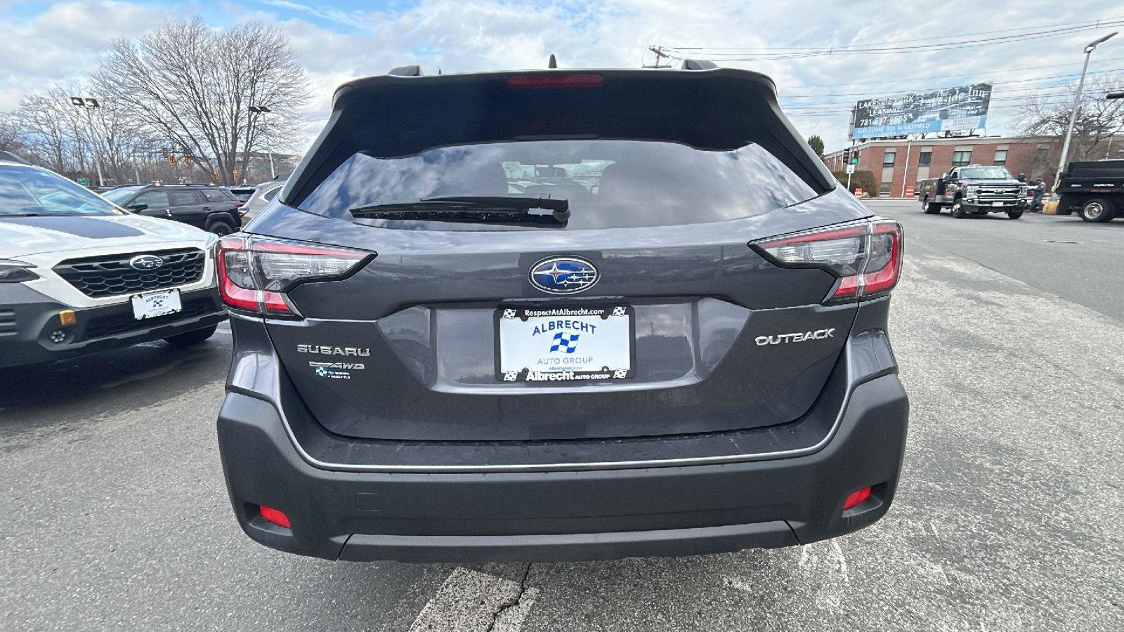 Certified 2025 Subaru Outback Premium image 6