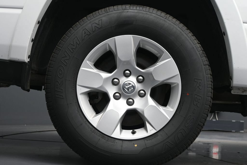 Used 2025 RAM 1500 Big Horn AWD/4WD image 9