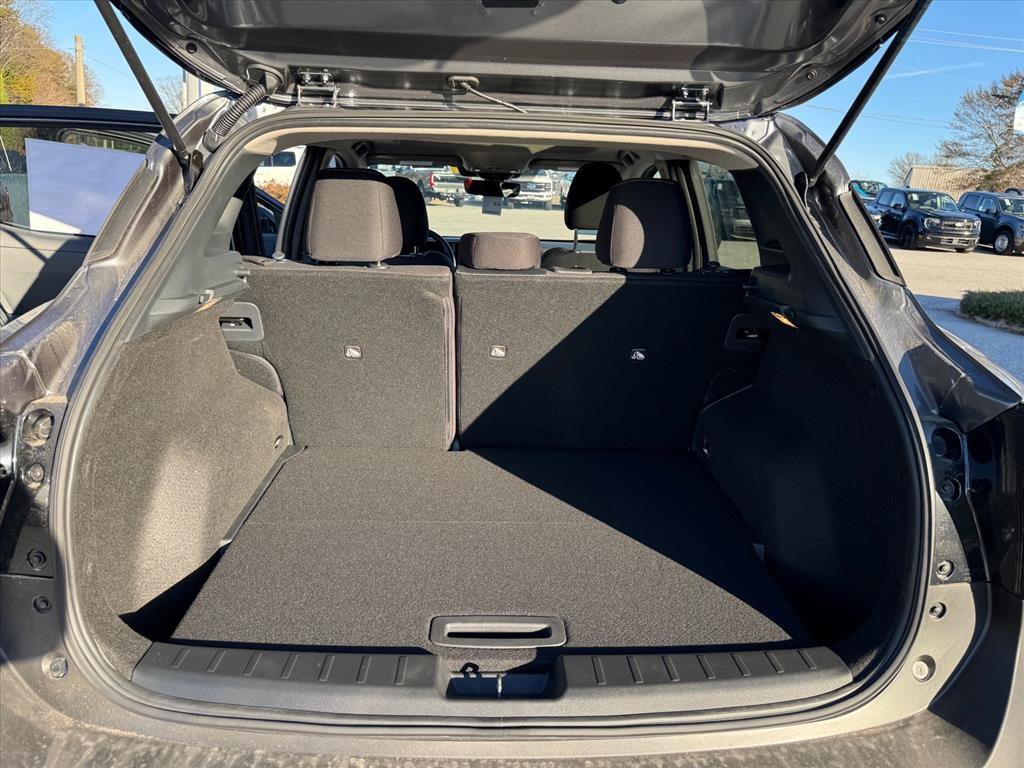 New 2026 Nissan Kicks SV w/ SV Premium Package FWD image 10
