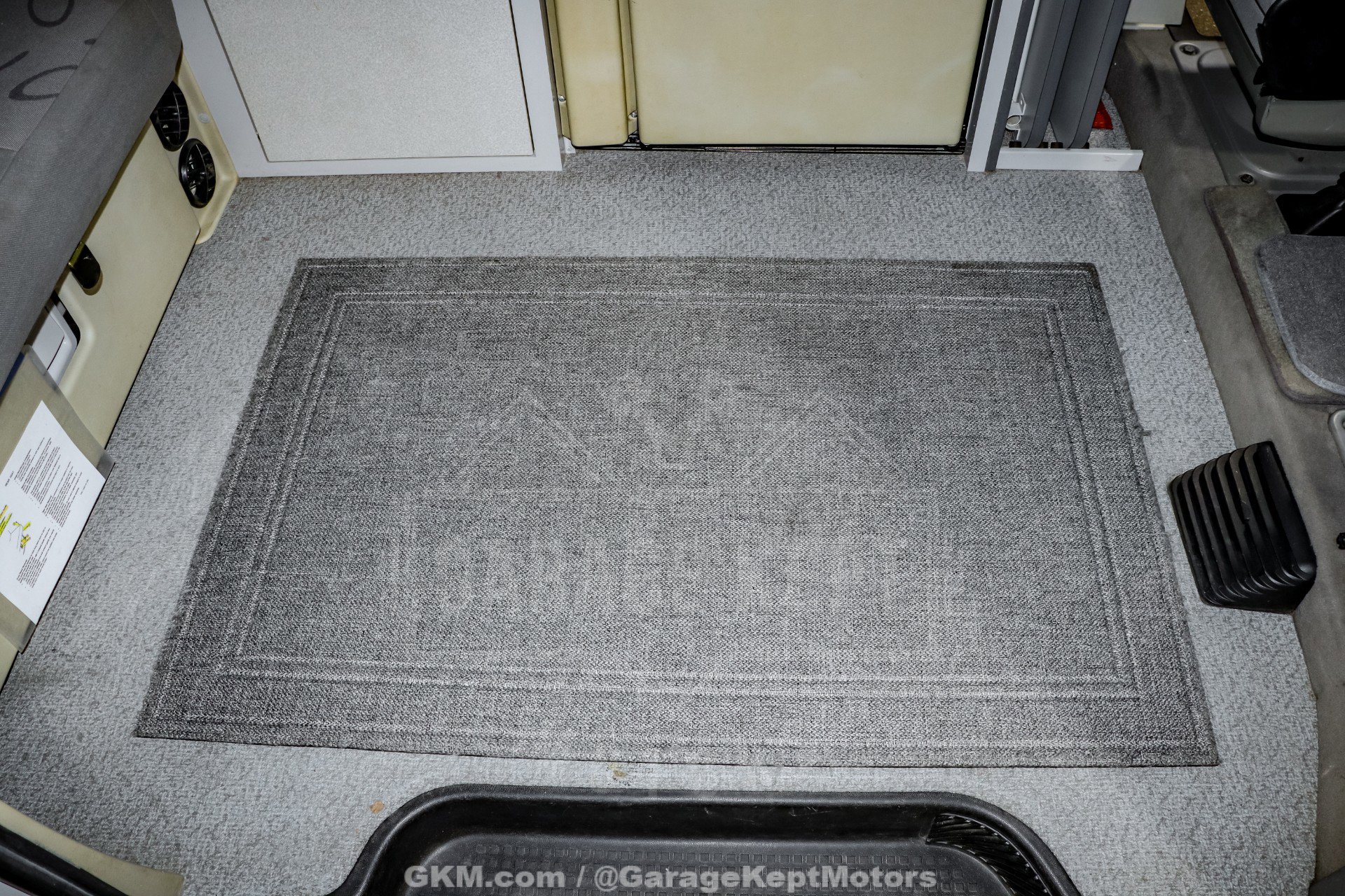 Used 2003 Volkswagen Eurovan MV image 85