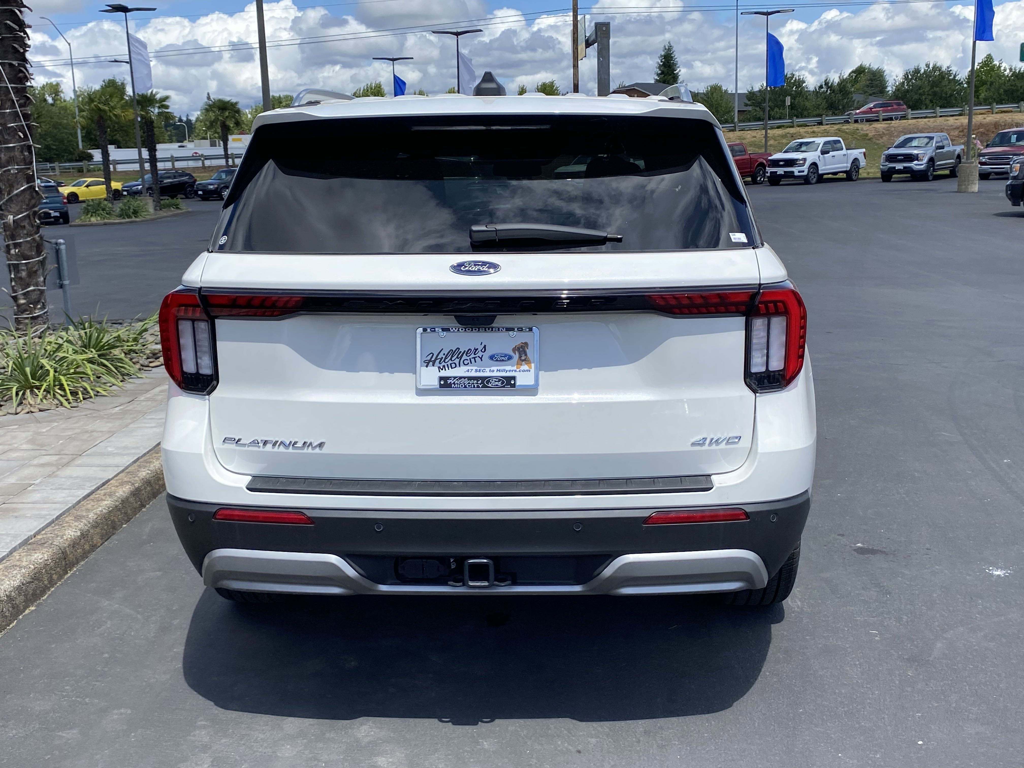 New 2025 Ford Explorer Platinum w/ LUX Leather Package image 4