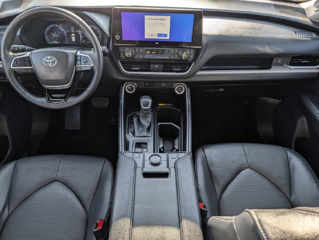 Certified 2025 Toyota Grand Highlander AWD Hybrid image 11