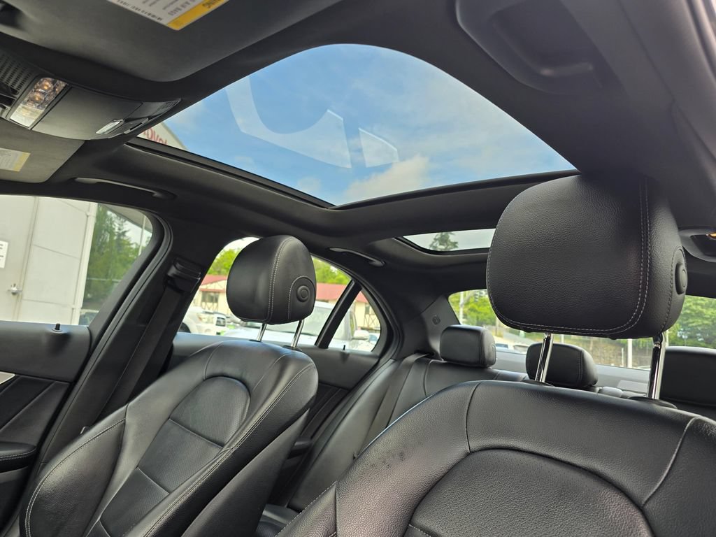 Used 2018 Mercedes-Benz C 300 4MATIC Sedan image 22