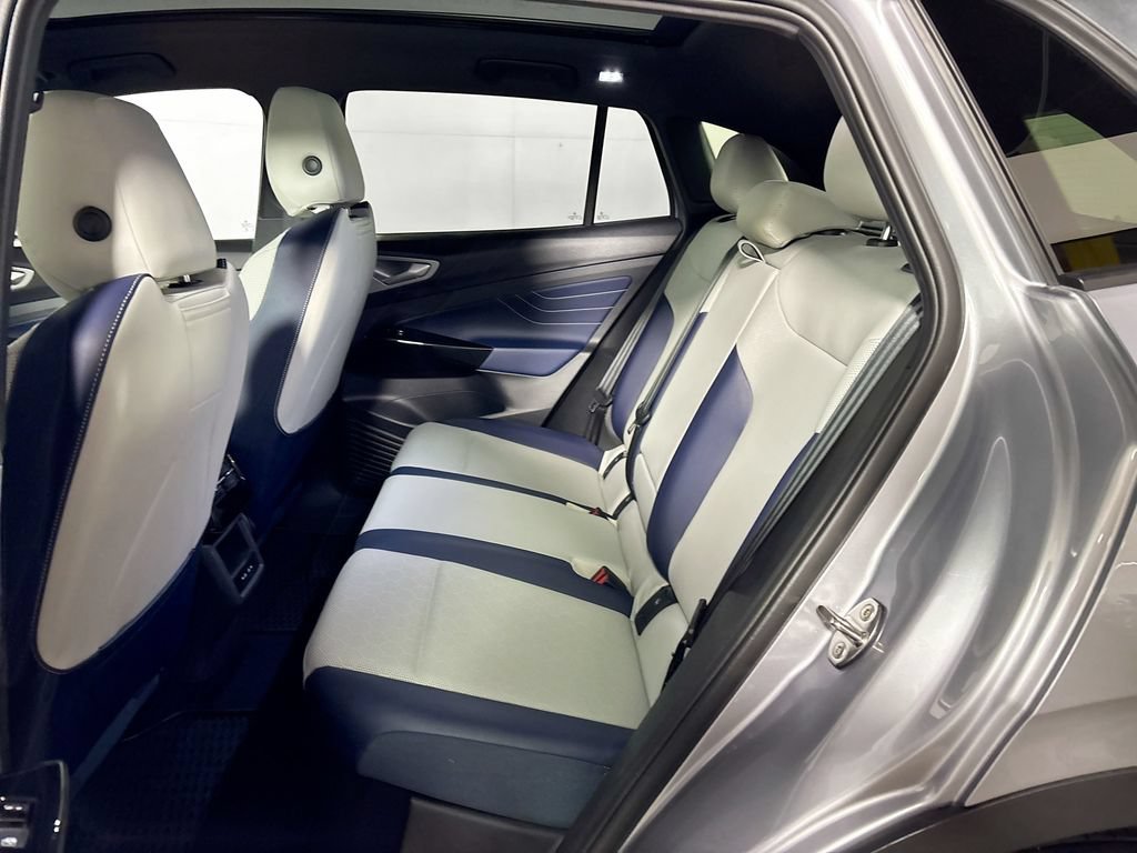 Certified 2025 Volkswagen ID.4 Pro S AWD/4WD image 23