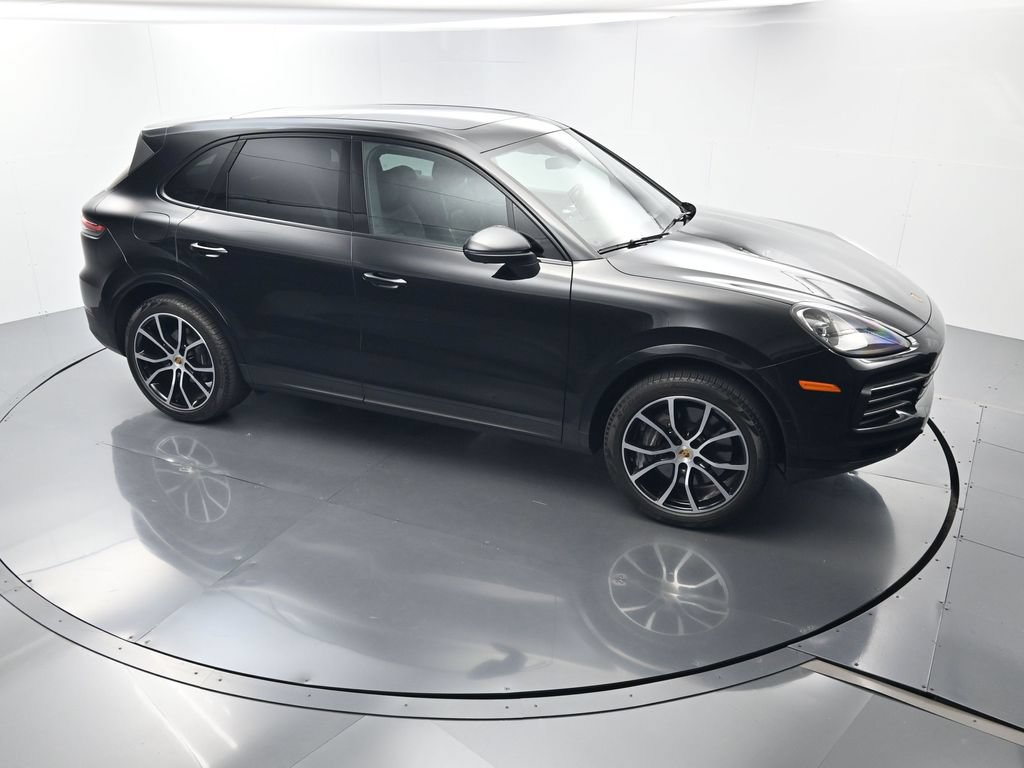 Certified 2023 Porsche Cayenne Platinum Edition AWD/4WD image 42