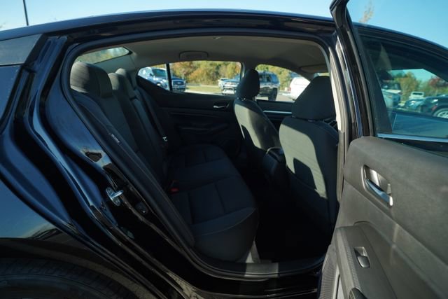 Used 2022 Nissan Altima 2.5 SV image 22