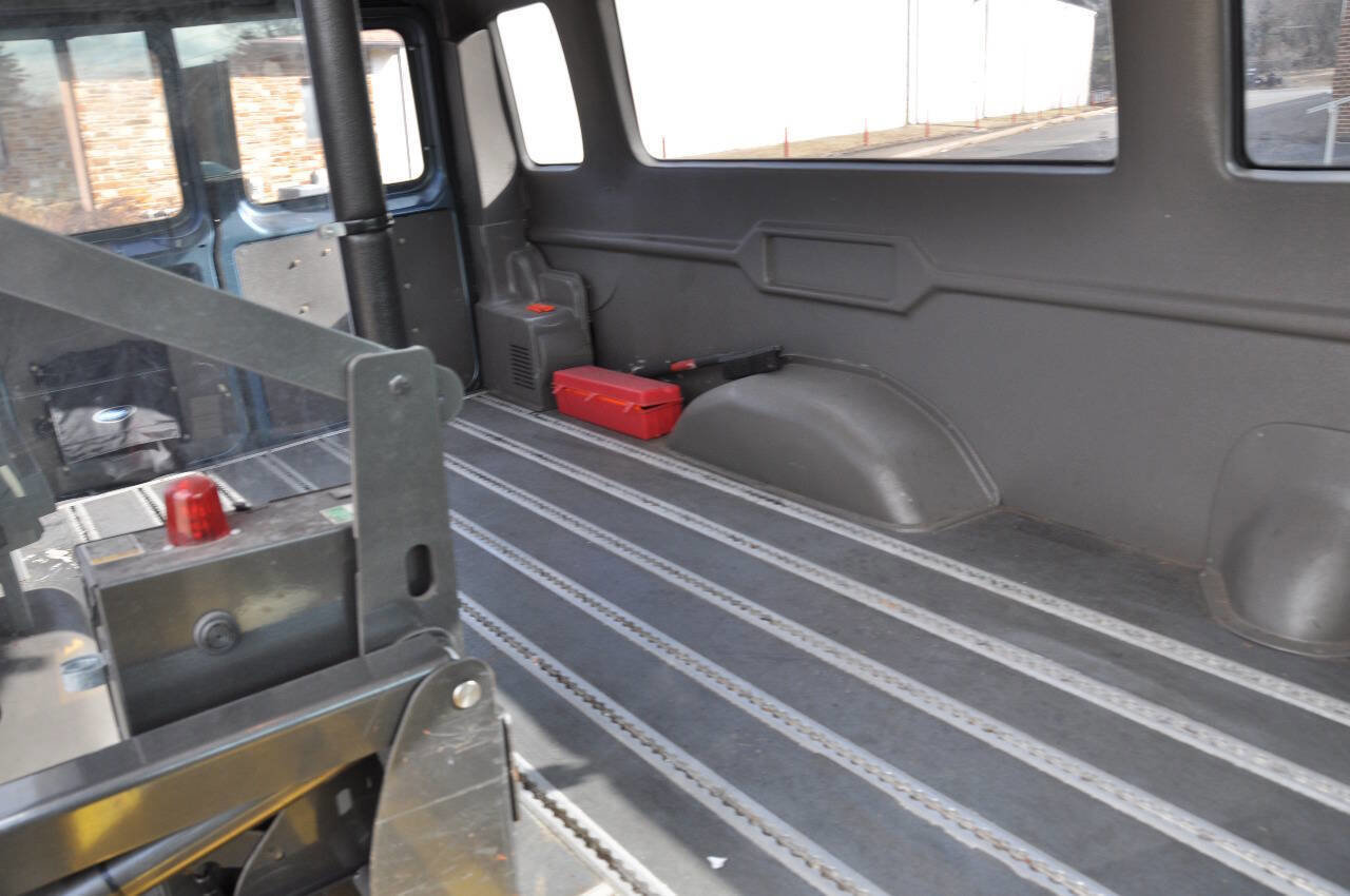 Used 2014 Ford E-350 and Econoline 350 Extended Super Duty w/ Power Group image 20