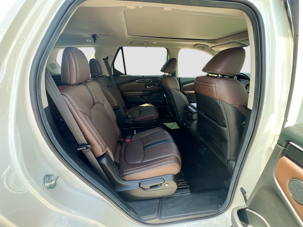 Used 2024 Honda Pilot Elite image 30