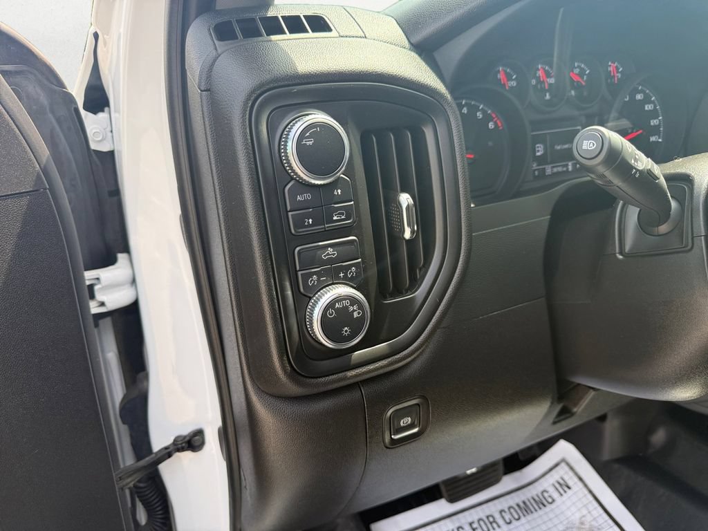 Used 2025 GMC Sierra 1500 Pro w/ Pro Value Package AWD/4WD image 19