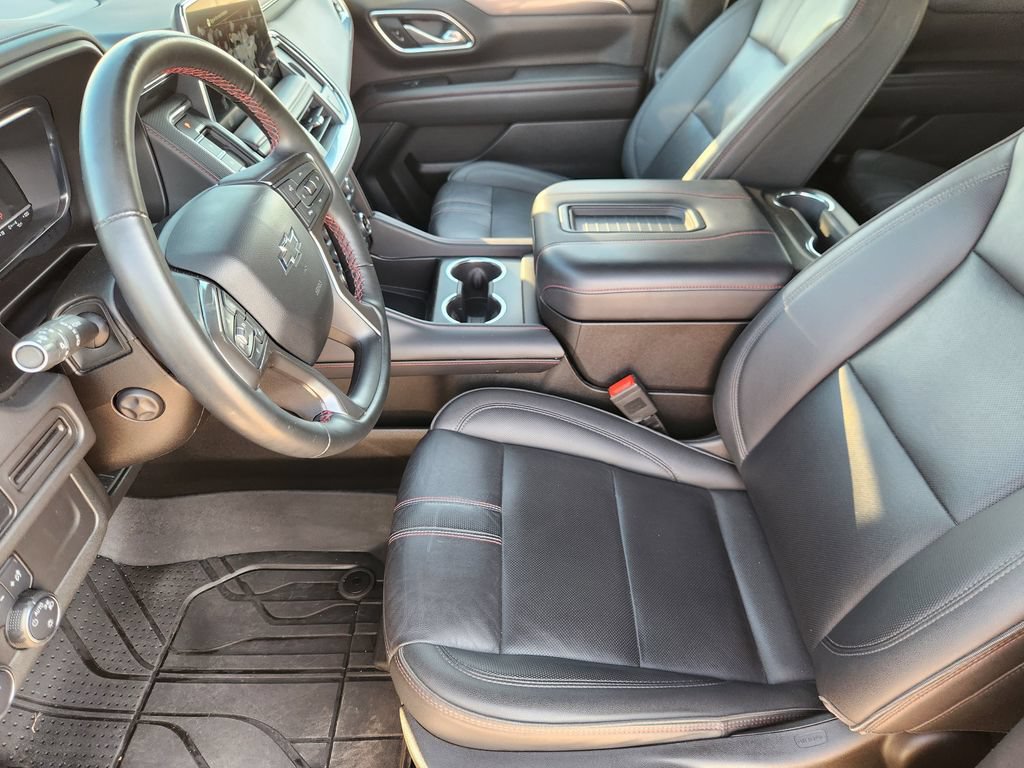 Used 2024 Chevrolet Tahoe RST w/ Luxury Package RWD image 13