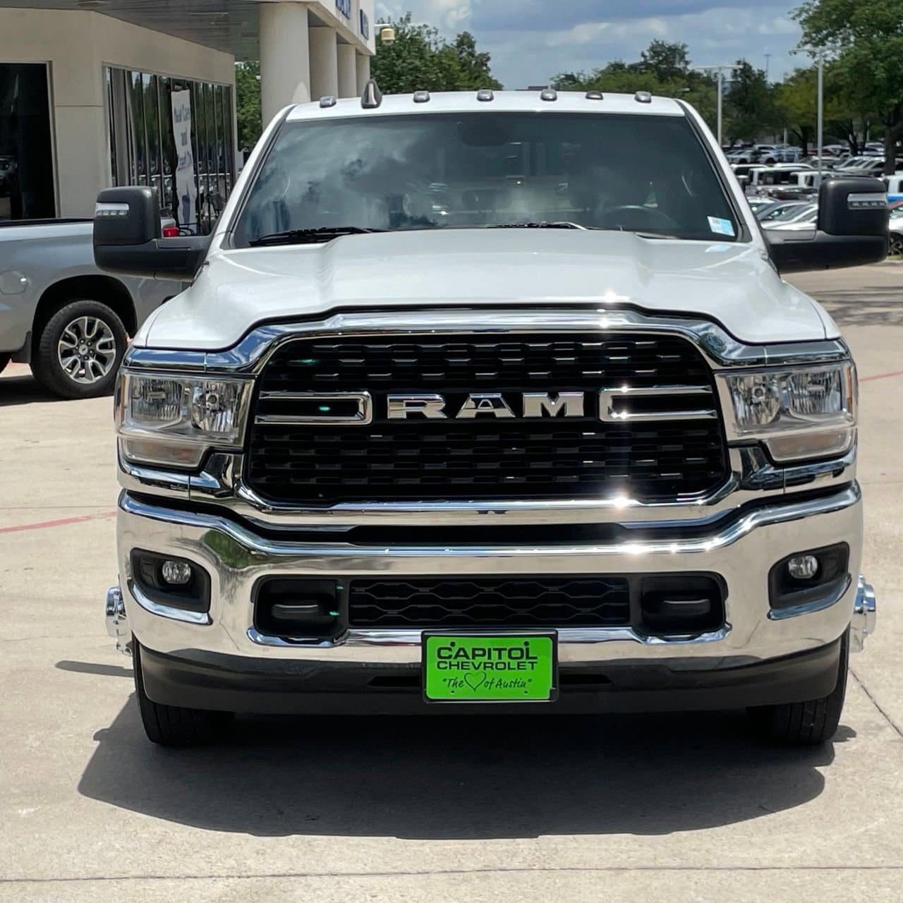 Used 2024 RAM 3500 Big Horn AWD/4WD image 7