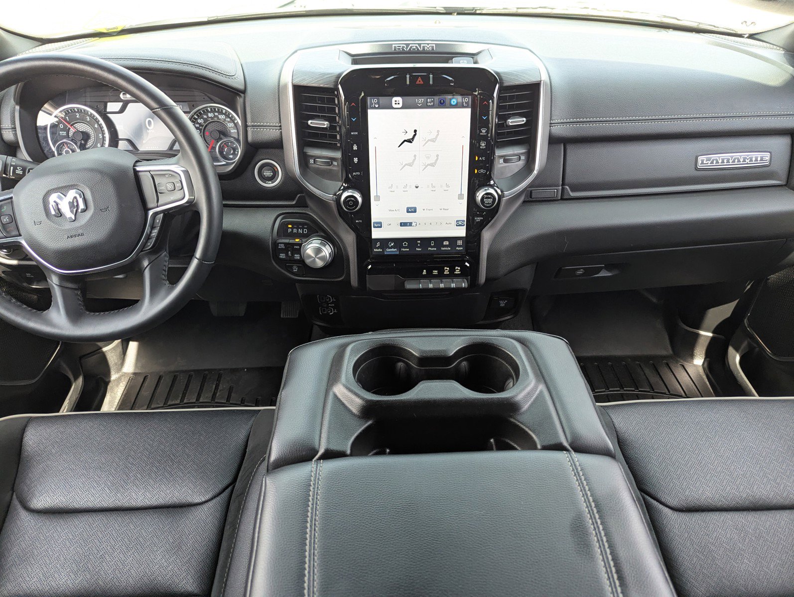 Used 2024 RAM 1500 Laramie AWD/4WD image 15