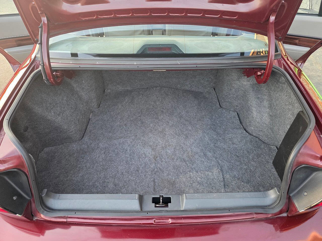 Used 1999 Buick Le Sabre Custom image 47