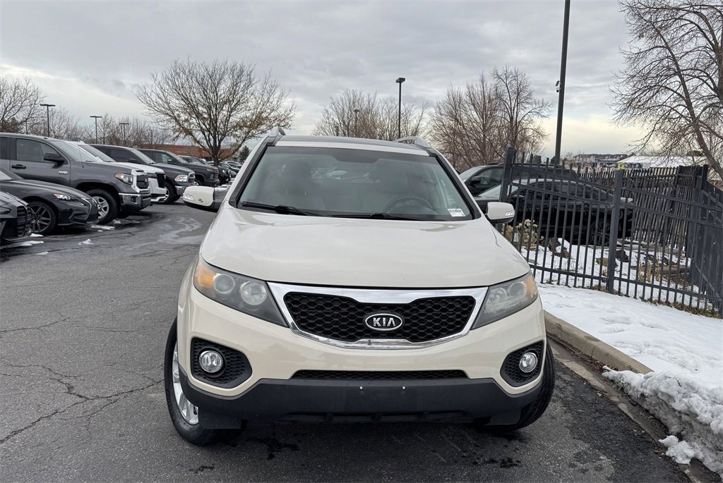 Used 2011 Kia Sorento EX w/ Premium Pkg image 3