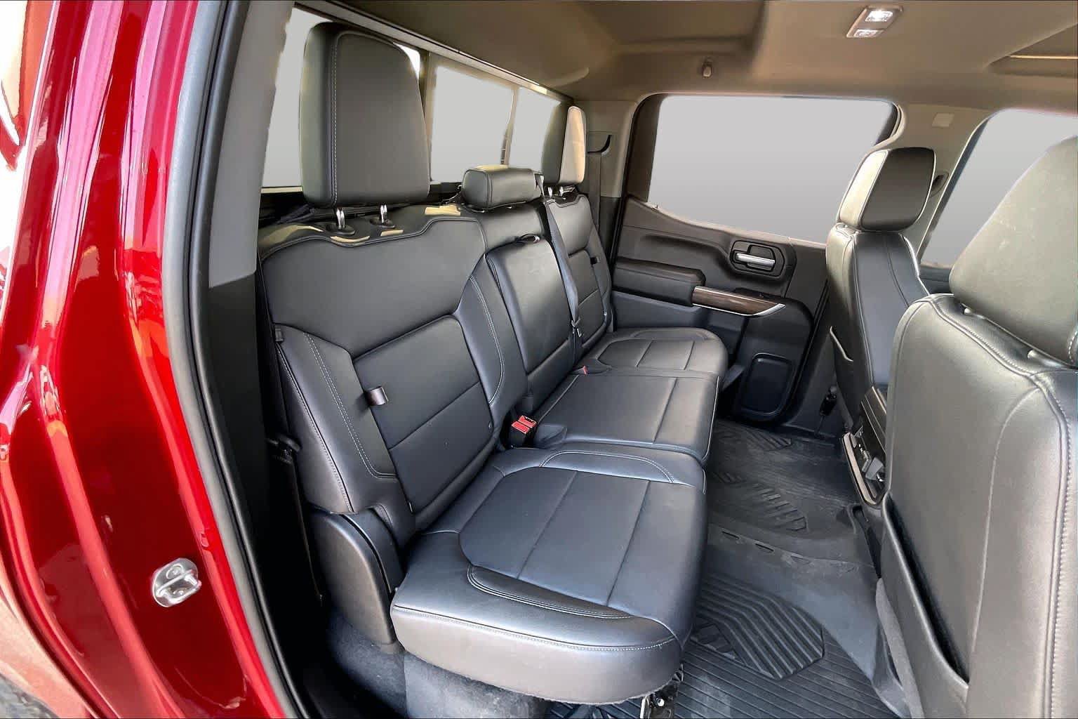 Used 2021 Chevrolet Silverado 1500 LT Trail Boss w/ Convenience Package II AWD/4WD image 19