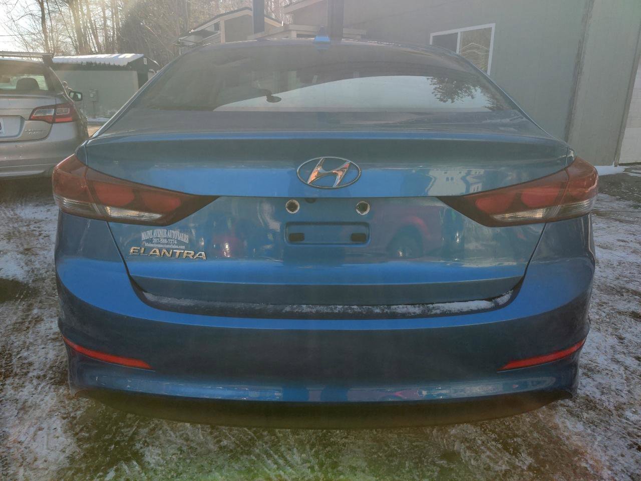 Used 2017 Hyundai Elantra SE image 5