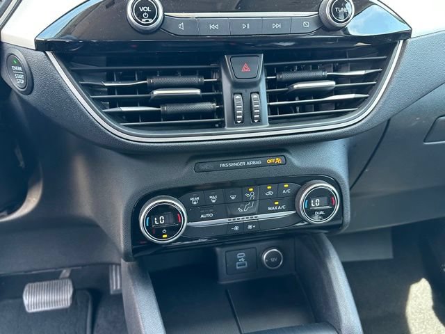 Used 2021 Ford Escape SE FWD image 18