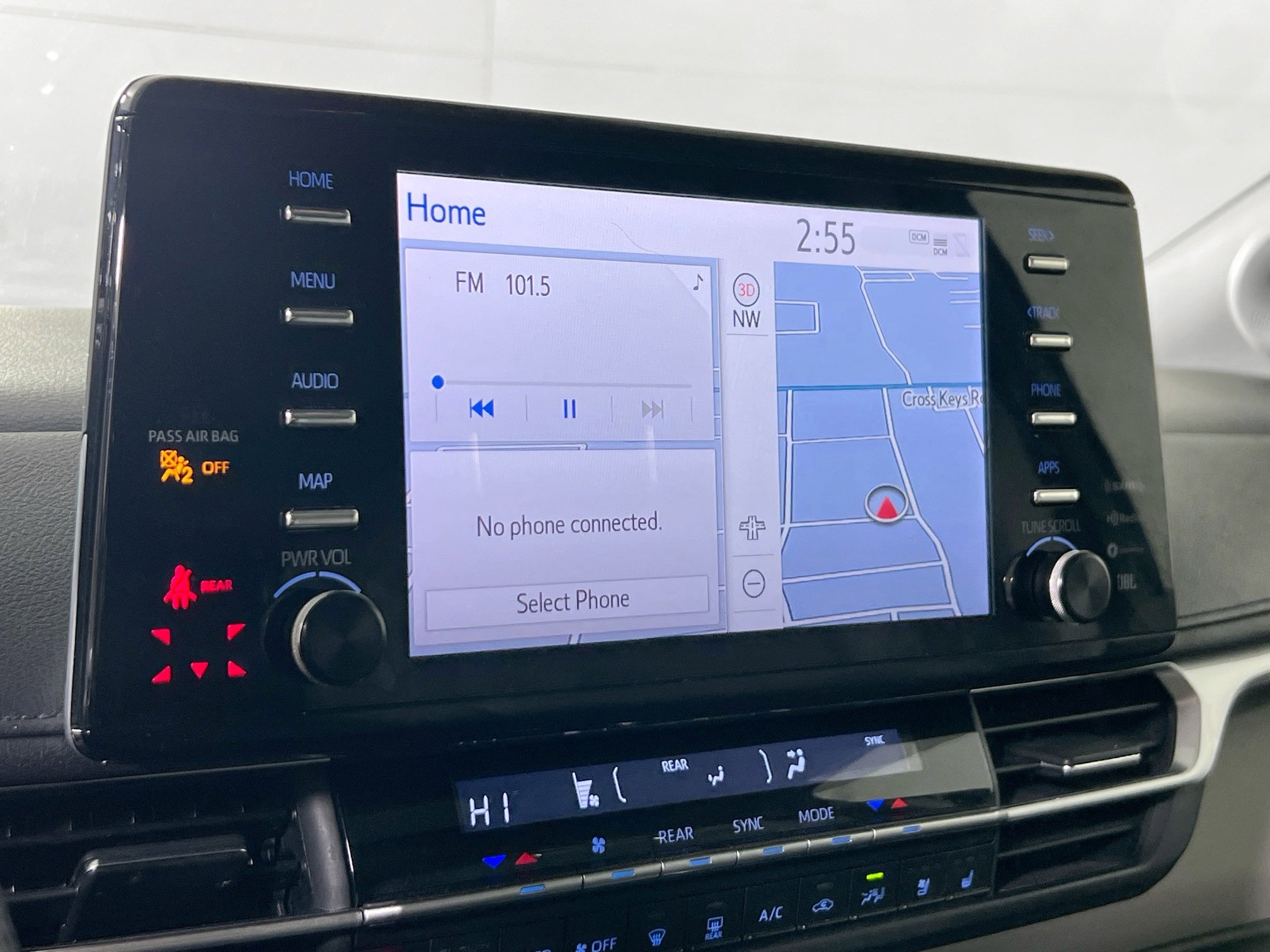 Used 2022 Toyota Sienna Limited image 15