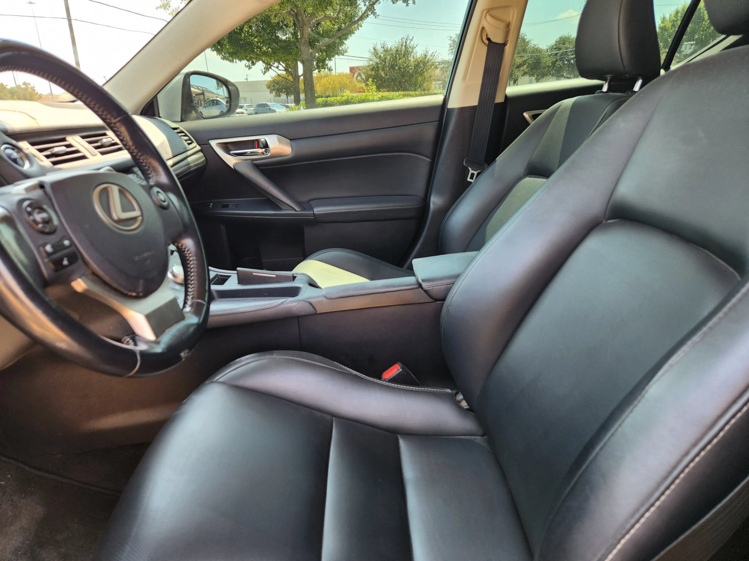 Used 2016 Lexus CT 200h FWD image 8
