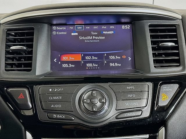 Used 2018 Nissan Pathfinder SV AWD/4WD image 14