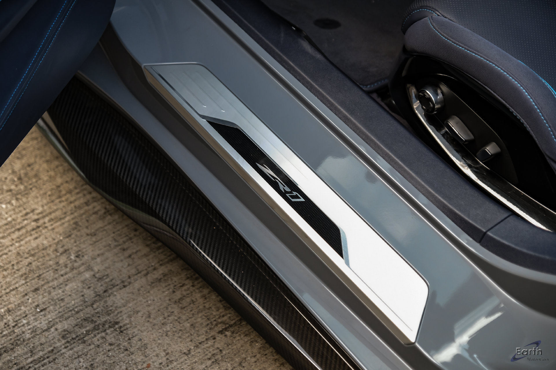 Used 2025 Chevrolet Corvette ZR1 w/ ZR1 Carbon Fiber Aero Package RWD image 60