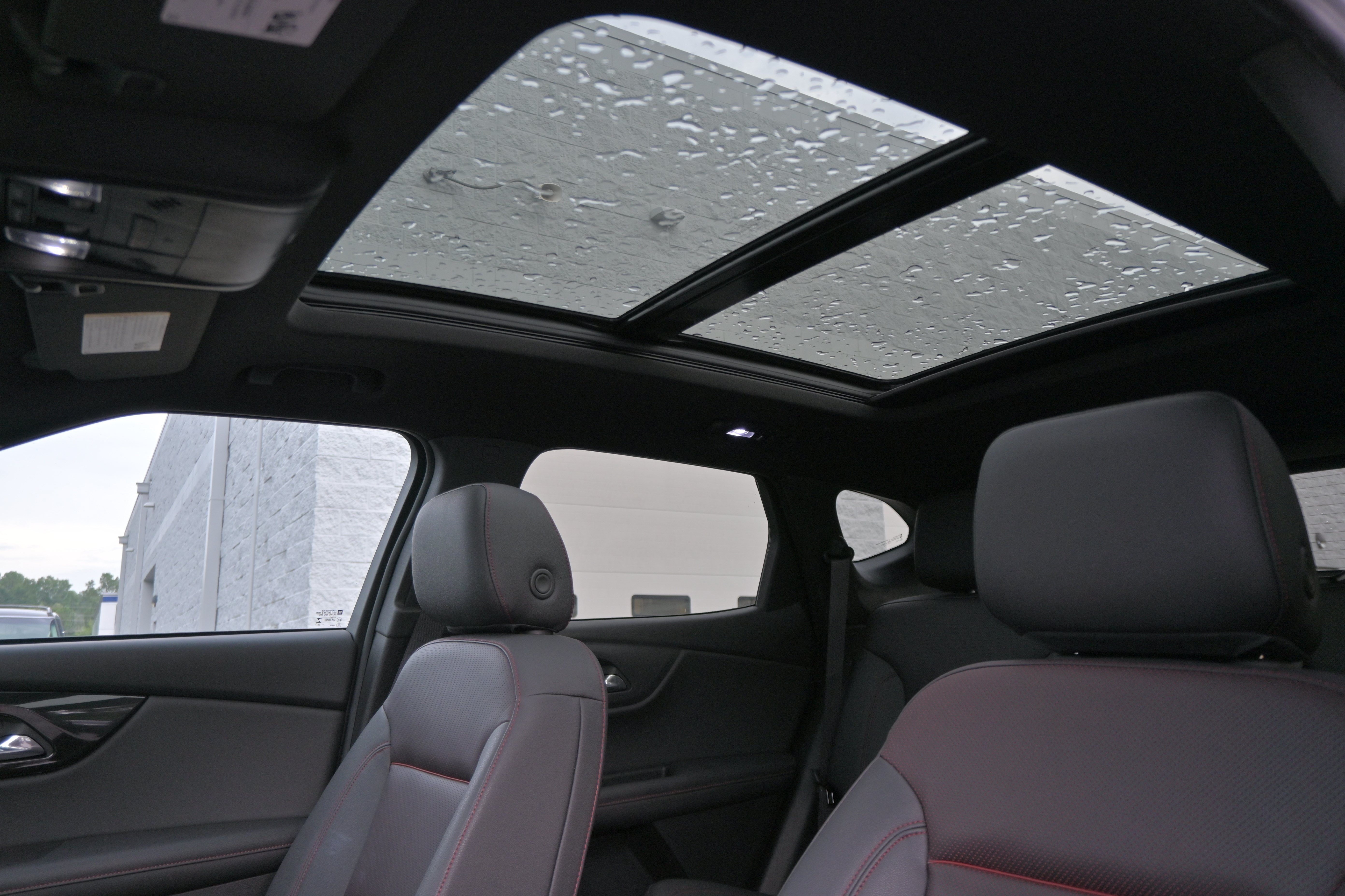 Used 2023 Chevrolet Blazer RS w/ Enhanced Convenience Package FWD image 30