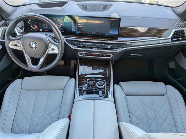 Certified 2025 BMW X7 xDrive40i w/ Executive Package AWD/4WD image 13