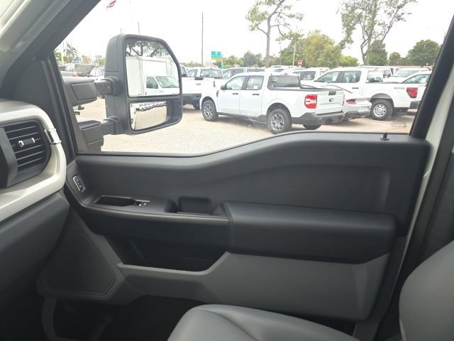 Used 2025 Ford F350 XL w/ 360-Degree Camera Package AWD/4WD image 18