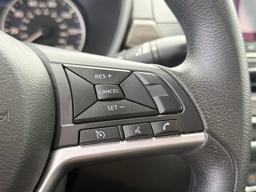 Used 2024 Nissan Altima 2.5 SV FWD image 17