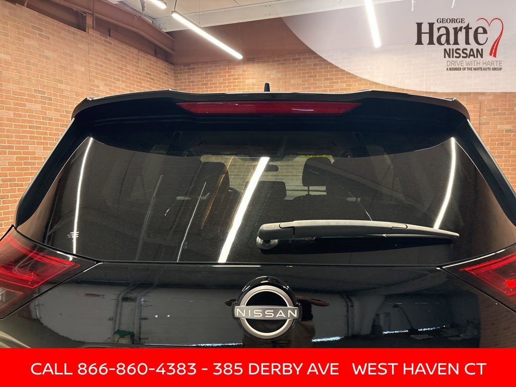 Certified 2023 Nissan Rogue SV image 46