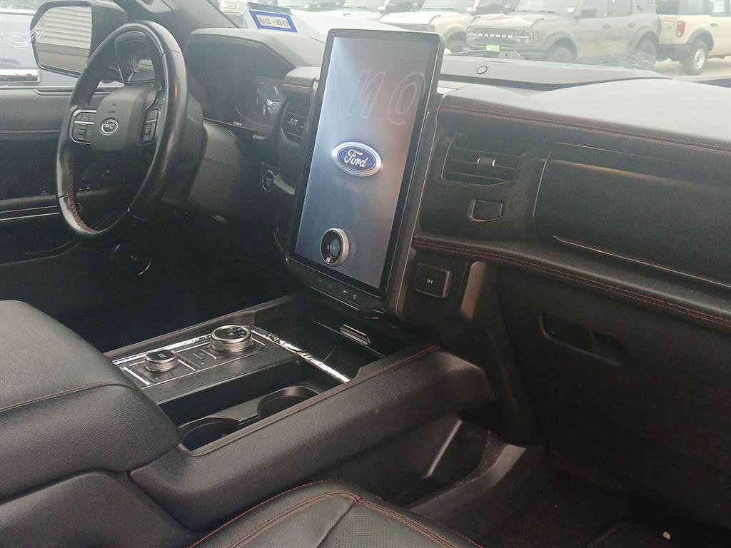 Used 2022 Ford Expedition Max Limited AWD/4WD image 10