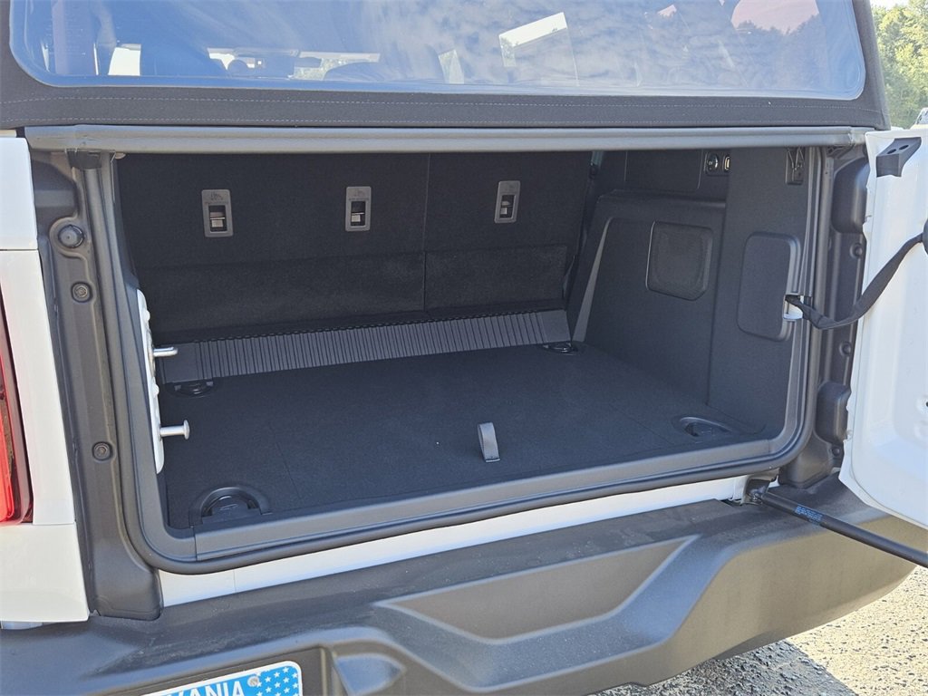 New 2025 Ford Bronco 4-Door image 11