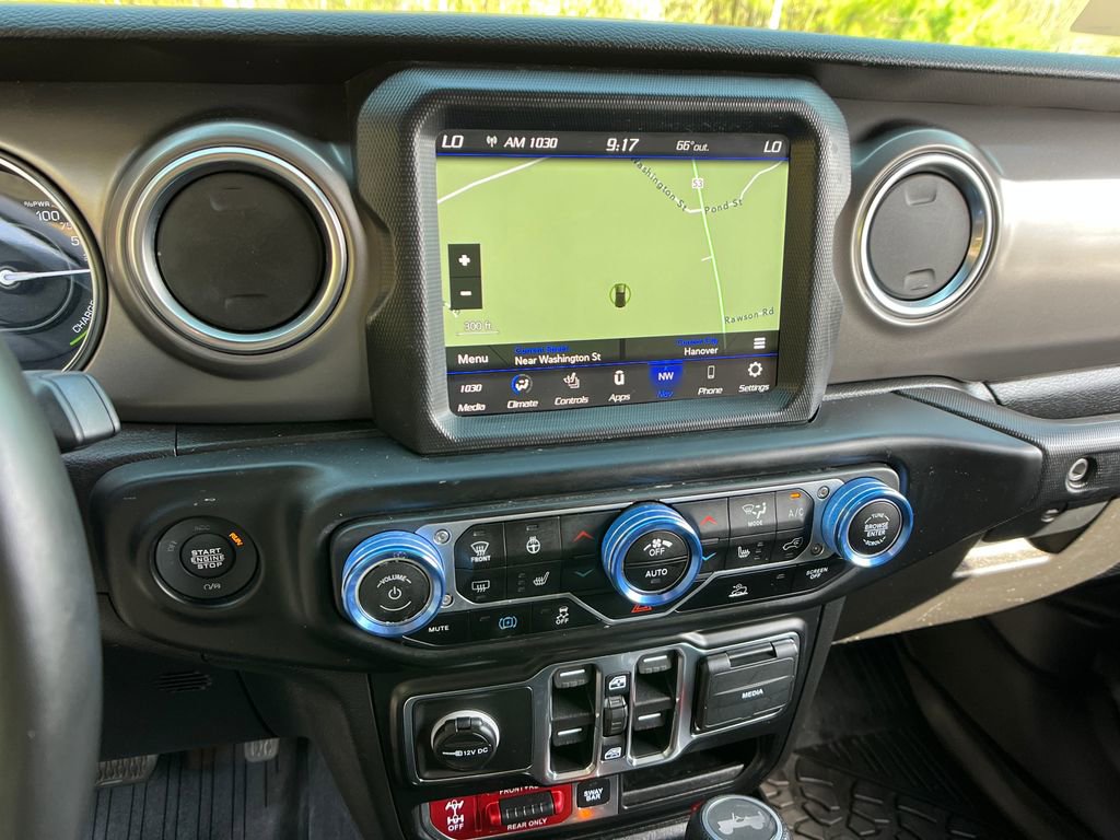 Used 2021 Jeep Wrangler Unlimited Rubicon 4xe w/ Cold Weather Group AWD/4WD image 16
