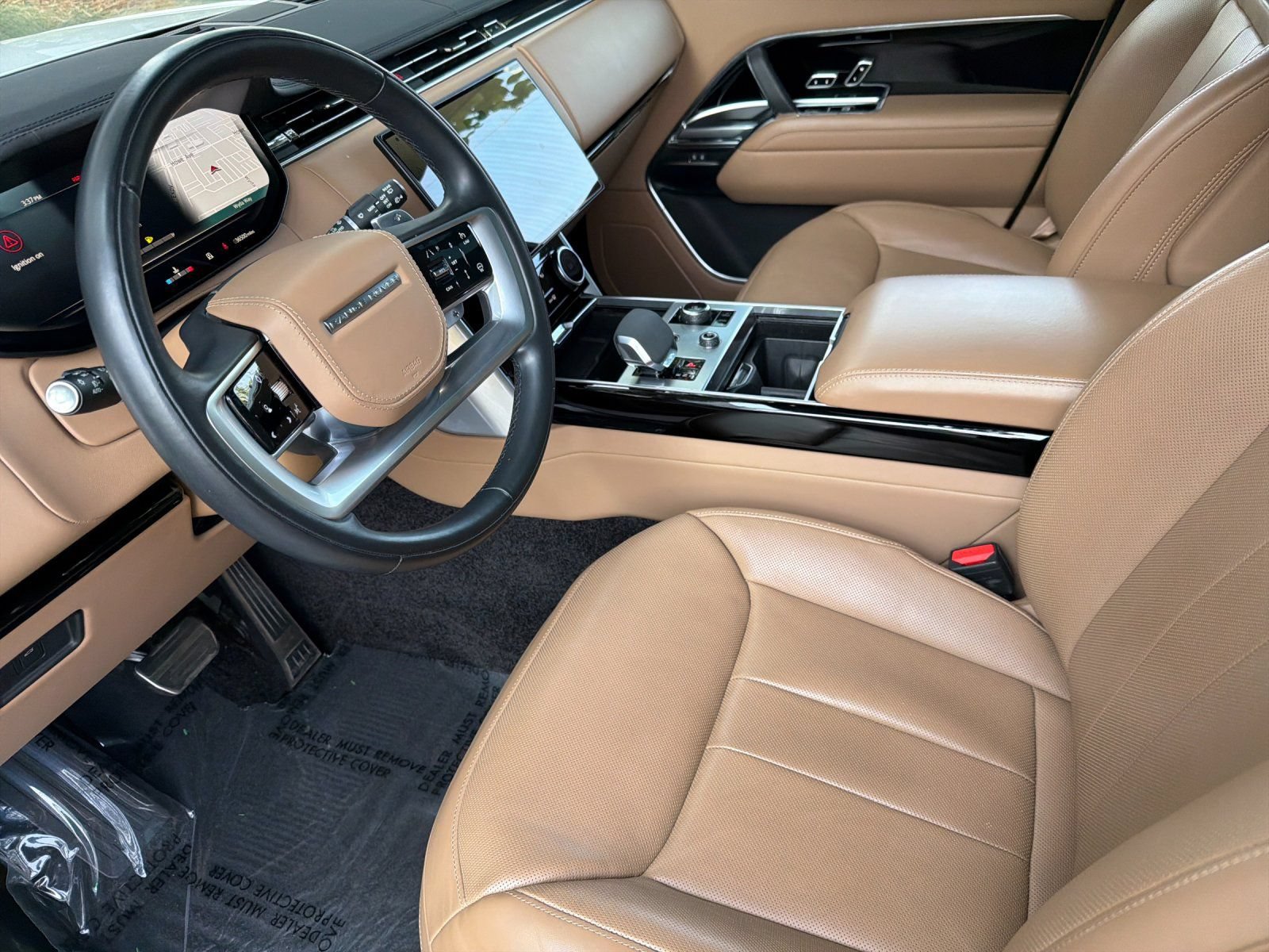 Used 2023 Land Rover Range Rover Long Wheelbase SE AWD/4WD image 9