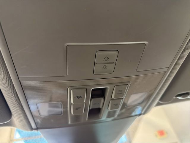 Used 2019 Volkswagen Atlas SEL Premium image 13